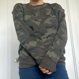 Camo Sweater Unisex SM